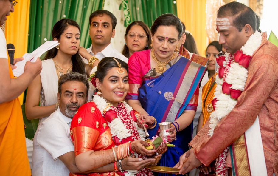 Gujarati ritual with holy fire, wedding tradition