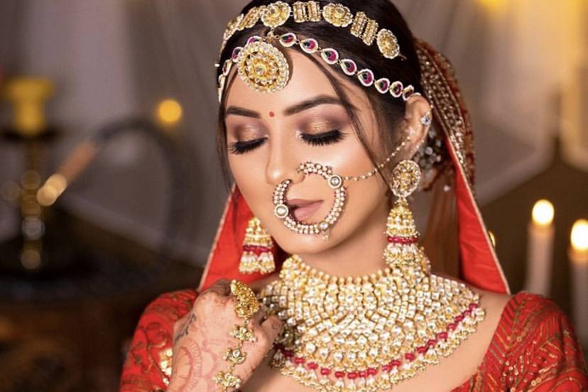 Traditional Indian bridal look crafted